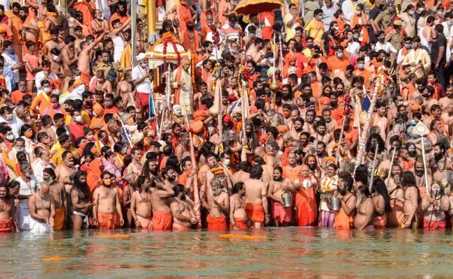 3 Nights 4 Days Kumbh Mela Package